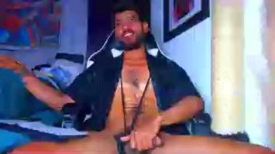 the_dog_lian live cam on Cam4
