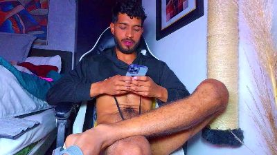 the_dog_lian live cam on Cam4