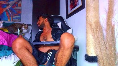 the_dog_lian live cam on Cam4