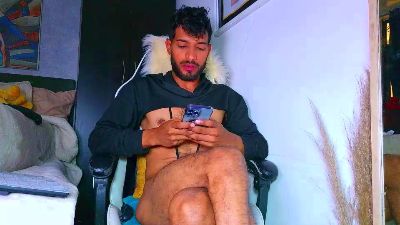 the_dog_lian live cam on Cam4