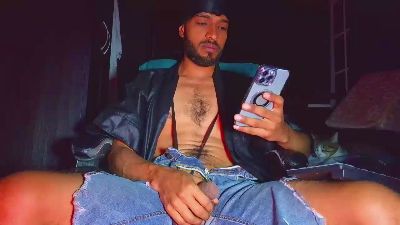 the_dog_lian live cam on Cam4