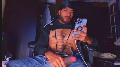 the_dog_lian live cam on Cam4
