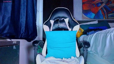 the_dog_lian live cam on Cam4