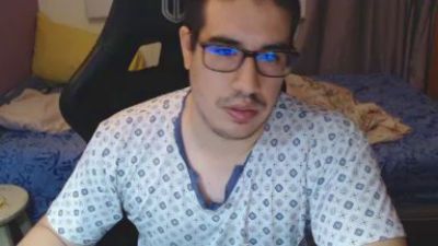 thealfawolf2 live cam on Cam4