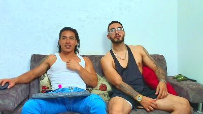 thebadboys01 live cam on Cam4
