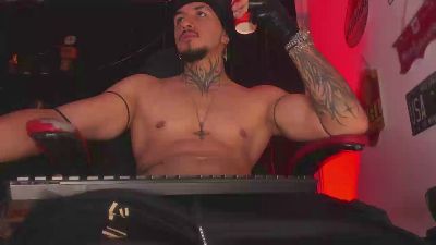 thebeastmaster live cam on Cam4