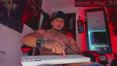 thebeastmaster live cam on Cam4