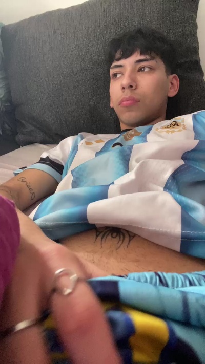 theboyofargg live cam on Cam4