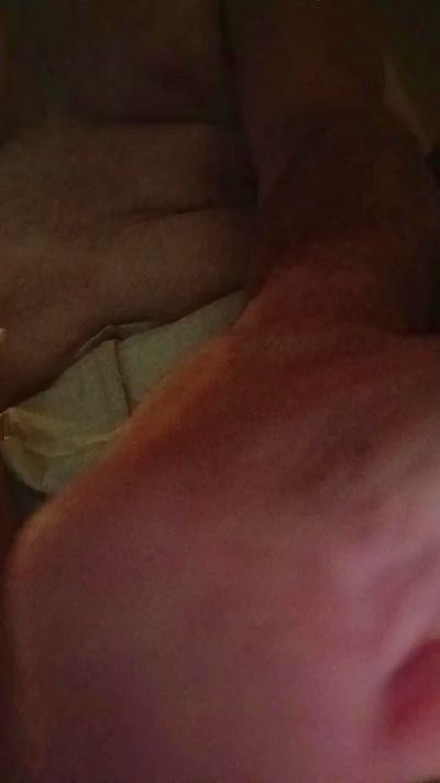 thedudeishere live cam on Cam4