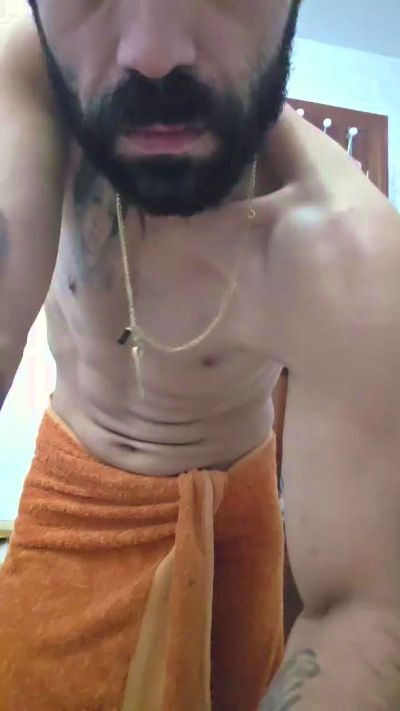 thelilbigklein live cam on Cam4