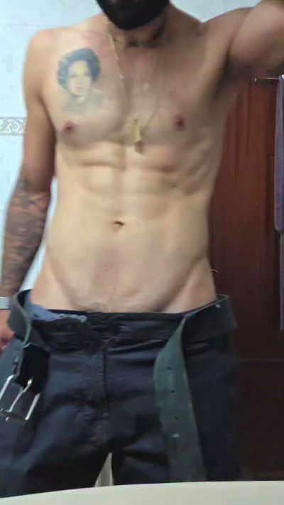 thelilbigklein live cam on Cam4