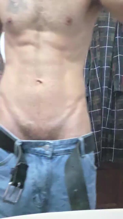 thelilbigklein live cam on Cam4
