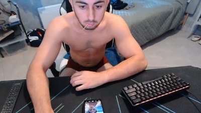 theo2201 live cam on Cam4