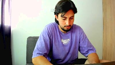 theo_collins live cam on Cam4