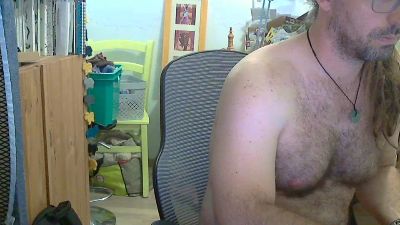 theoldboy25 live cam on Cam4