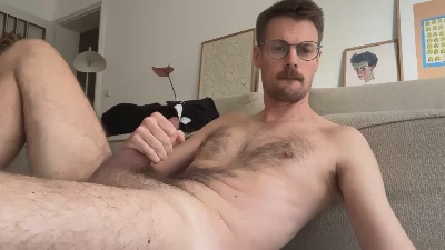therealshowroom live cam on Cam4