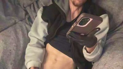 theskinnygooner live cam on Cam4