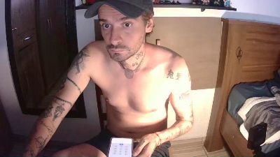 thiago1294 live cam on Cam4