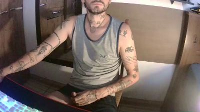 thiago1294 live cam on Cam4
