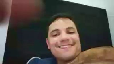 thiaguito200 live cam on Cam4