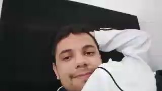 thiaguito200 live cam on Cam4