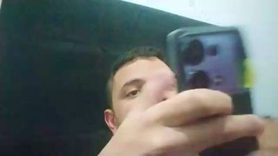 thiaguito200 live cam on Cam4