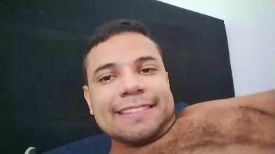 thiaguito200 live cam on Cam4