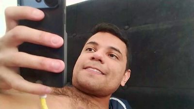 thiaguito200 live cam on Cam4