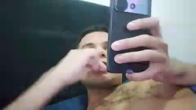 thiaguito200 live cam on Cam4
