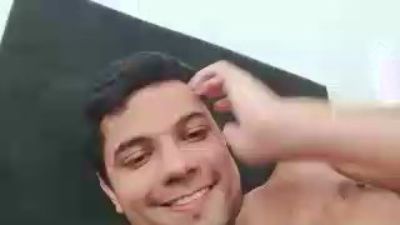 thiaguito200 live cam on Cam4