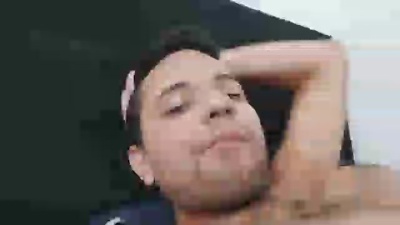 thiaguito200 live cam on Cam4