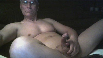 thomas1431 live cam on Cam4