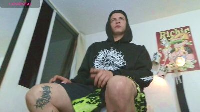 thomasjons_2 live cam on Cam4