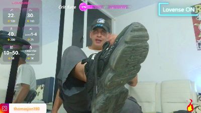 thomasjons_2 live cam on Cam4