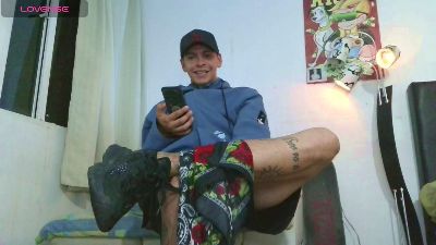 thomasjons_2 live cam on Cam4