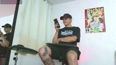 thomasjons_2 live cam on Cam4