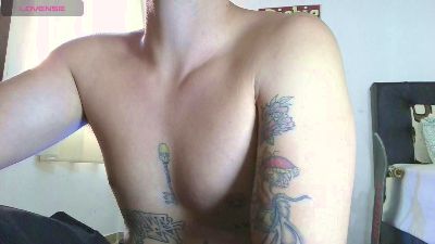 thomasjons_2 live cam on Cam4