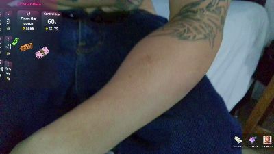 thomasjons_2 live cam on Cam4