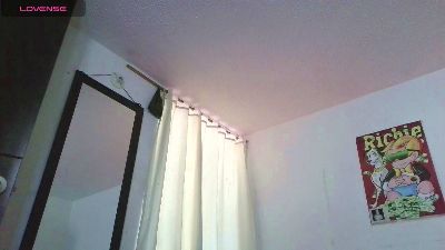 thomasjons_2 live cam on Cam4