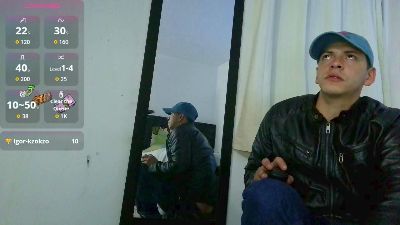 thomasjons_2 live cam on Cam4