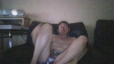 thomazeau1 live cam on Cam4