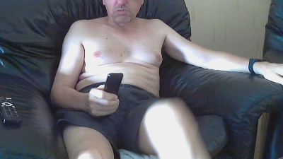 thomazeau1 live cam on Cam4