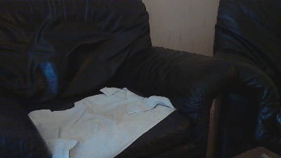 thomazeau1 live cam on Cam4