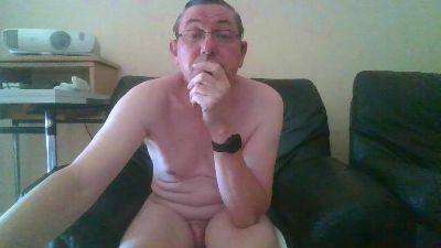 thomazeau1 live cam on Cam4