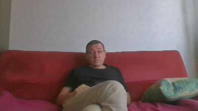 thomazeau1 live cam on Cam4