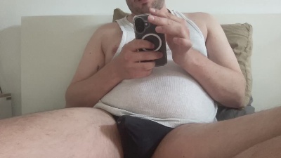 thomm4u live cam on Cam4