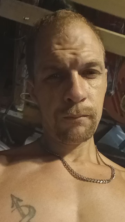 thompson3 live cam on Cam4