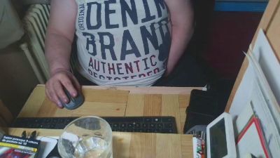 thythy0428 live cam on Cam4
