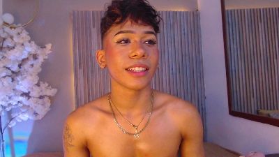 tiago_noir live cam on Cam4