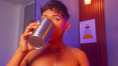 tiago_noir live cam on Cam4